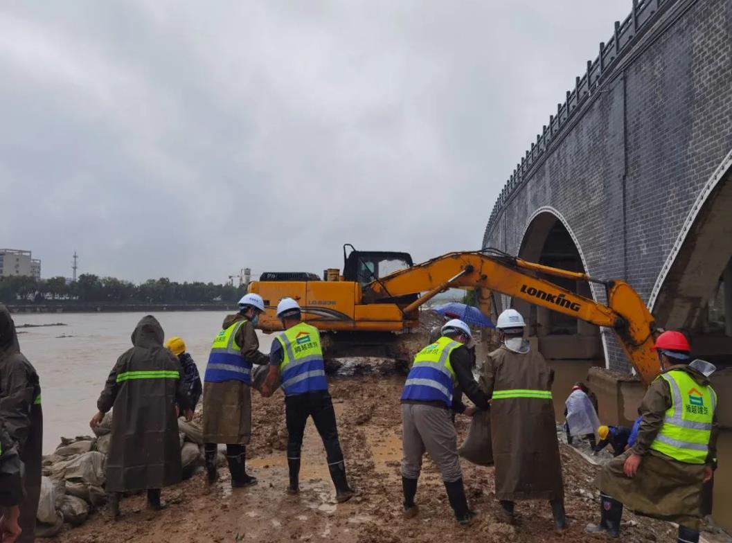 防汛抗洪|“鄂”守一线，腾越出击
